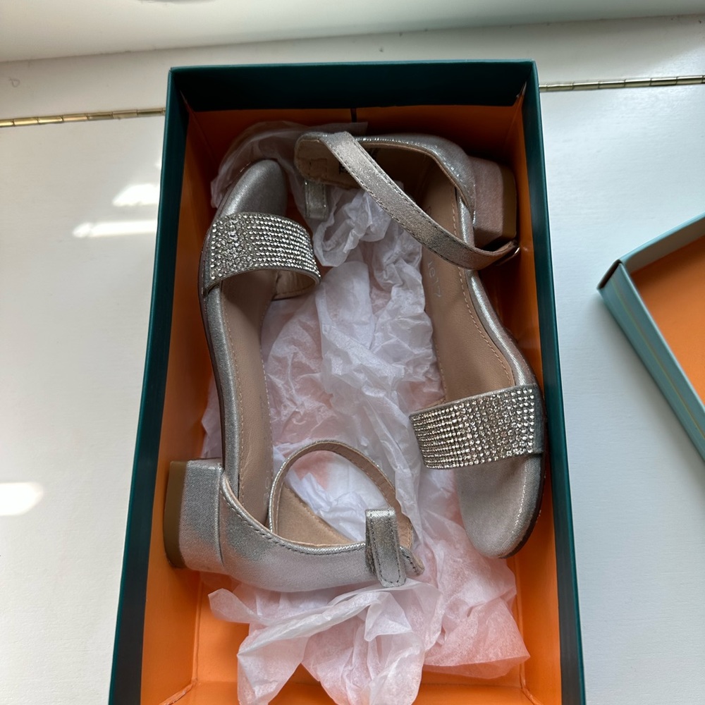 Toddler girl sandals